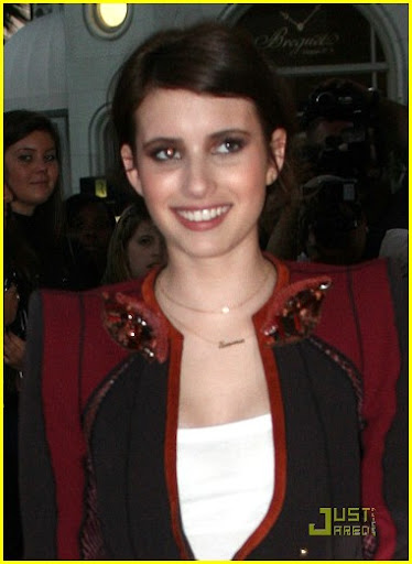 emma-roberts-louis-vuitton-01.jpg