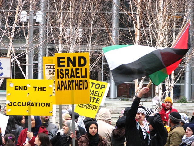 [Anti-Israel Protest Week3 235[2].jpg]