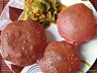 Beetroot Puri / Poori
