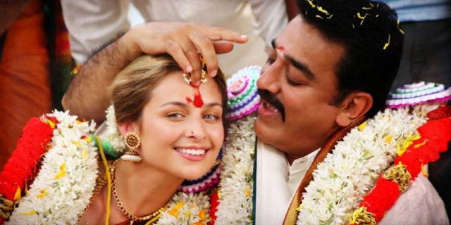 [manmadhan-ambu-desktop-wallpapers022[6].jpg]
