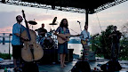forecastle2010_arnetthollow_festivalfamily.jpg