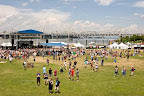 forecastle2010_crowd_festivalfamily.jpg