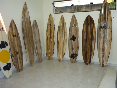 Pranchas de surf com núcleo de agave | Blog NavalUnivali