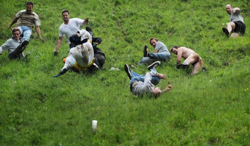 cheese-rolling (10)