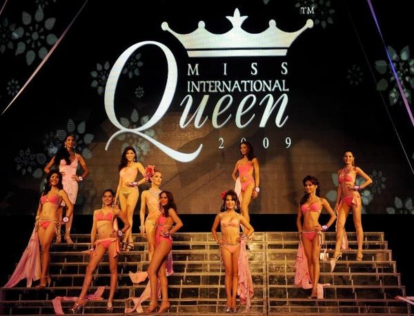 internation-queen-2009 (17)