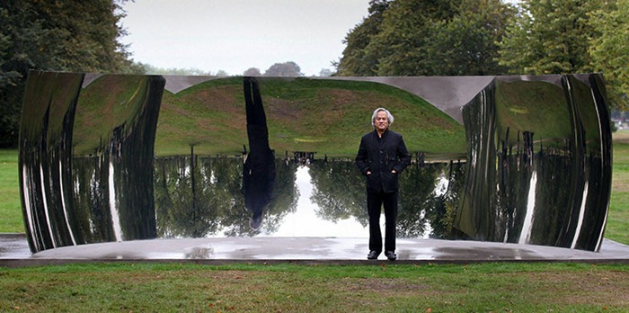 Anish-Kapoor-skymirrors (3)