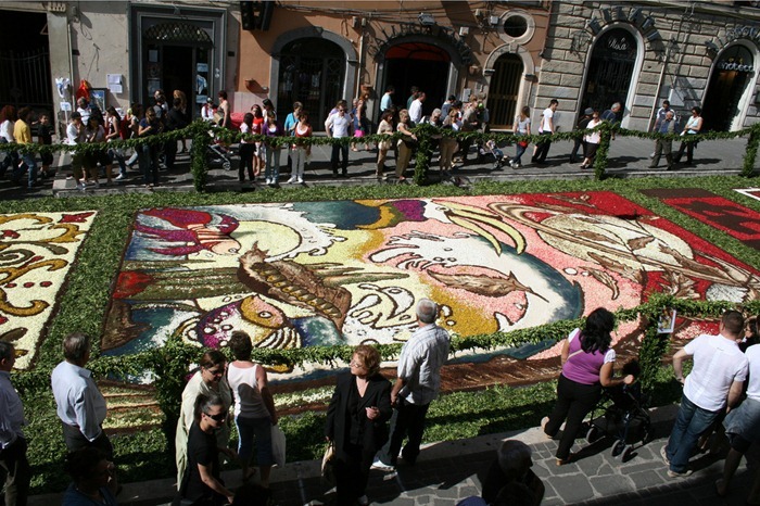 genzano-infiorata (10) genzano-infiorata (10)