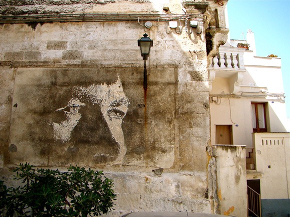 Street Art Alexander Farto Makes Art By Scratching Walls