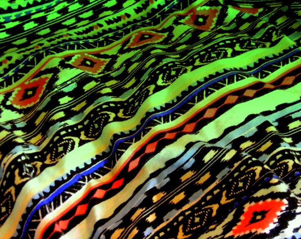 PSYCHEDELIC AZTEC NAILS 5