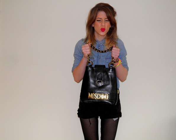 RED LIPS 4