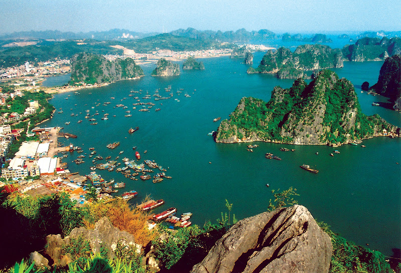 A view of one of the beautiful Vietnam bays