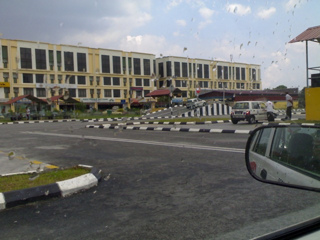 [19022009929[2].jpg]