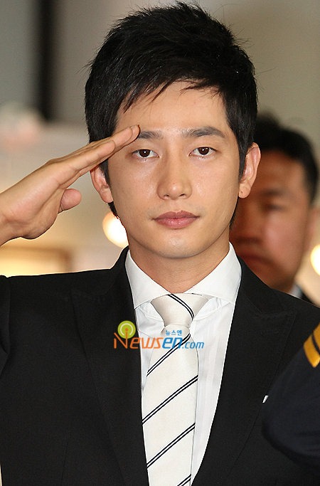 [park_shi_hoo_3[3].jpg]