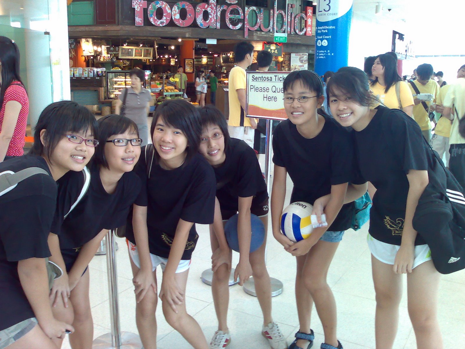 [06092007077.jpg]