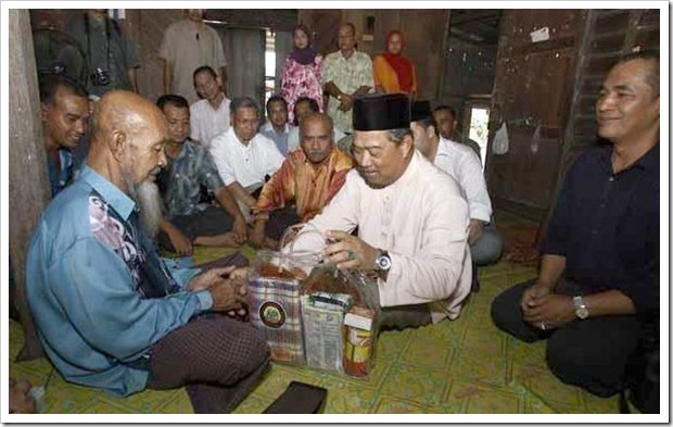 RASUAH KAIN!