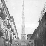 Giglio dell'Ortolano fermo nei giorni prima della festa; anno 1986.