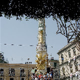 Giglio del Salumiere durante la ballata in piazza del Duomo; anno 2007.