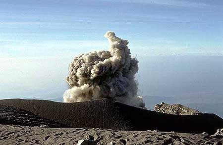 [semeru_53122[4].jpg]