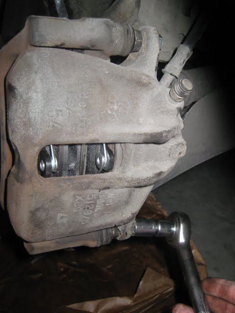 DIY: 1997 Jetta MKIII ? Front Brakes and Rotors Replacement | VW Vortex