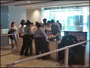 [ChangiT3-20090516_1450-640.jpg]