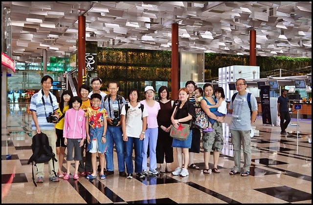 [ChangiT320090524_1582640[1].jpg]