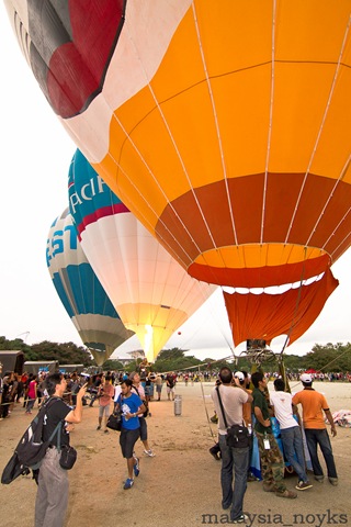 [HotAirBalloonPutrajaya2011373.jpg]