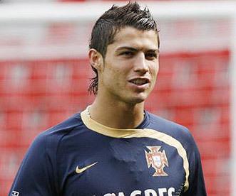 Cristiano Ronaldo Hairstyles - 2010 Haircuts Fashion
