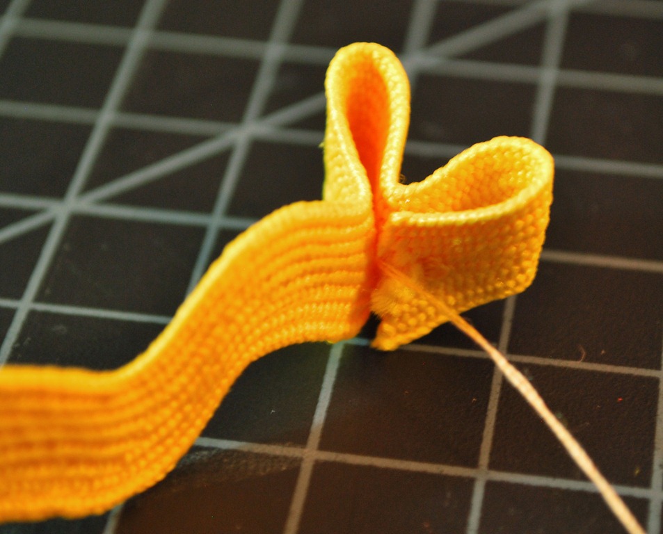 [Bloom Box - yellow flower 2a[4].jpg]