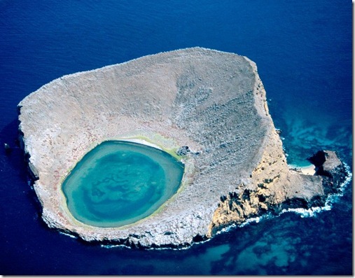 blue-lagoon-galapagos-islands-ecuador