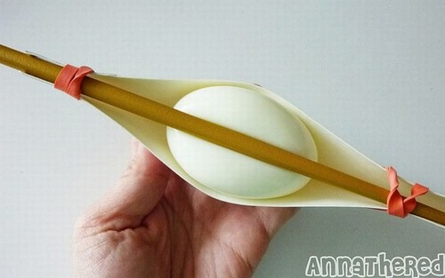 [Egg-in-a-heart-shaped-004[4].jpg]