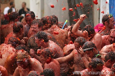 [la-tomatina-tm[2].jpg]