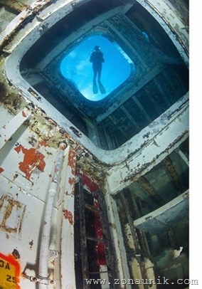 coolbeautifulprofessionalphotosremainsShipwrecksworldoceanseafloor1