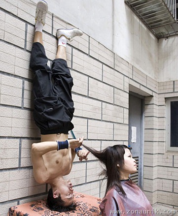 haircutheadstandR_450x532 haircutheadstandR_450x532
