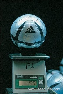 [bola-sepak-157.jpg]