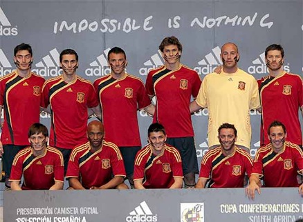 [nueva camiseta espana[5].jpg]