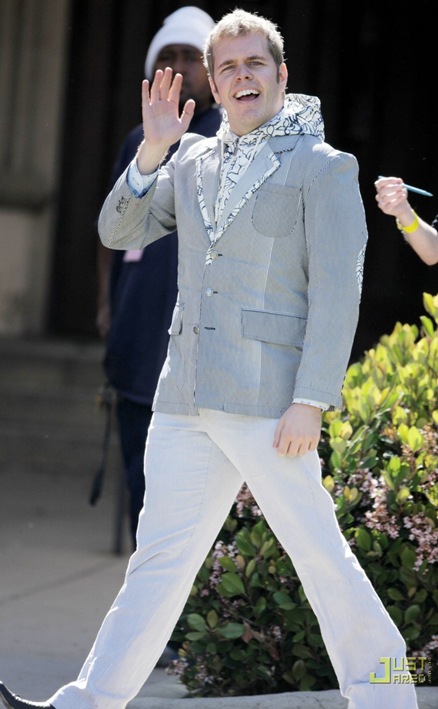 [heidi-montag-spencer-pratt-wedding06[7].jpg]