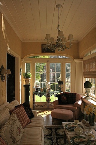 [sunroom (534x800)[4].jpg]