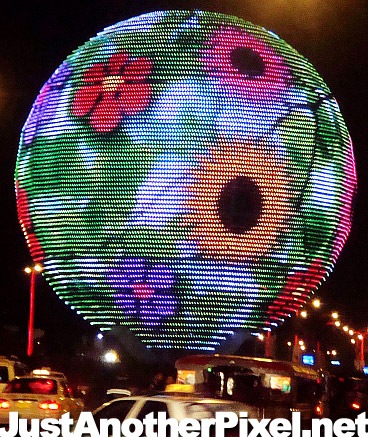 [Globe at MOA[2].jpg]
