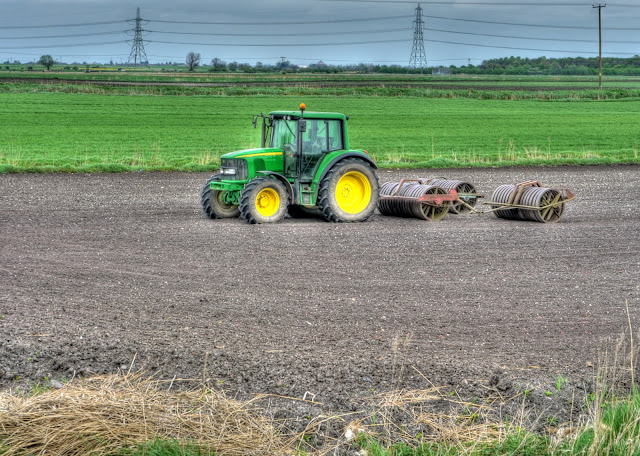 P1090548_2_3_4_5_6_7_tonemapped.jpg