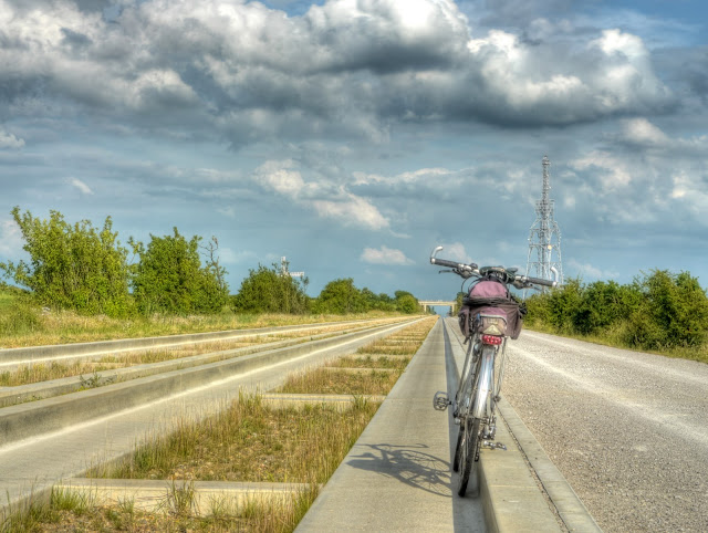 P1130291_85_86_87_88_89_90_tonemapped.jpg