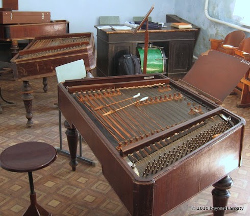 kolomyia_tsymbaly.JPG