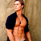 Andre_Segatti_zip_40.jpg