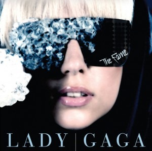 [lady-gaga-albumforweb-300x298[7].jpg]