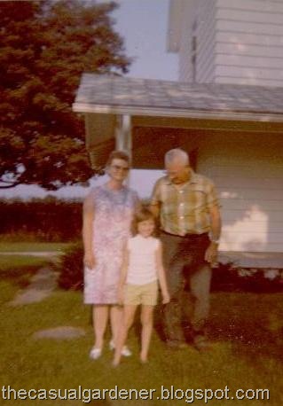 [Grandma and Grandpa with Shawna[9].jpg]