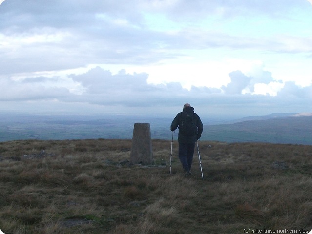 fiends fell summit