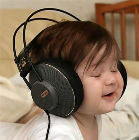 [big-headphones-baby[5].jpg]