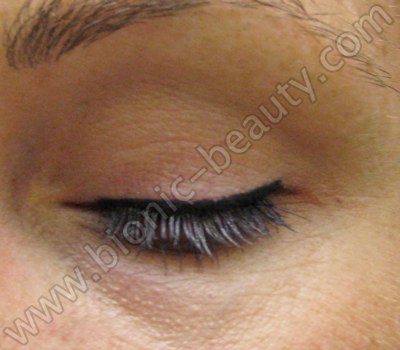 Bionic Beauty review and swatch - Hard Candy mascara in silver Dime Bionic Beauty review and swatch - Hard Candy mascara in silver Dime