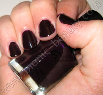 Bionic Beauty review and swatch - Color Club's Ready to Royal nail polish Bionic Beauty review and swatch - Color Club's Ready to Royal nail polish