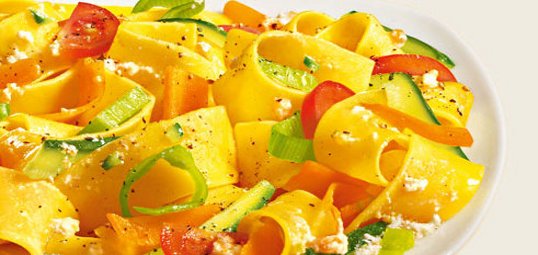 Pappardelle con ricotta e verdure