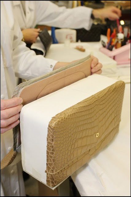 Chanel-Bag-makingof-5-600x900.jpg